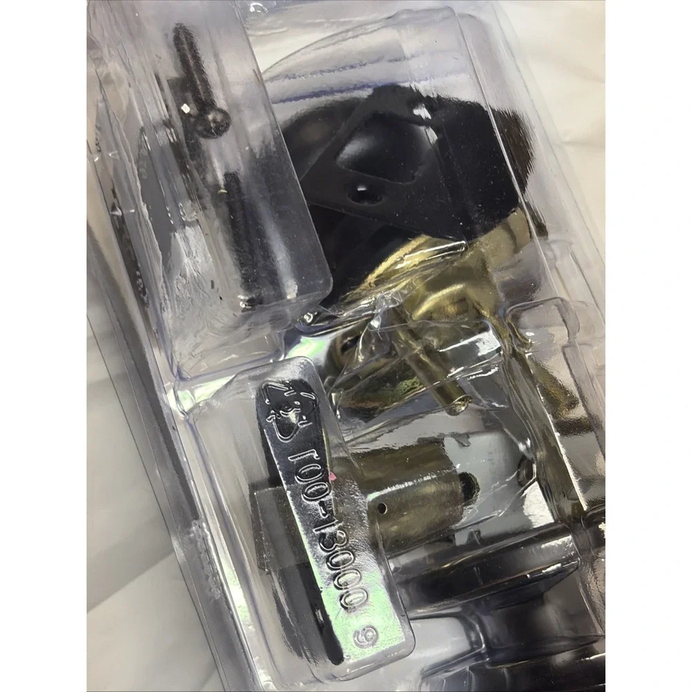 Schlage Dexter HALL & CLOSET Antique-Brass Finish Knob Set Open Box